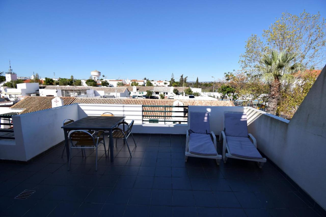 Piscina Apartment Santa Luzia  Buitenkant foto