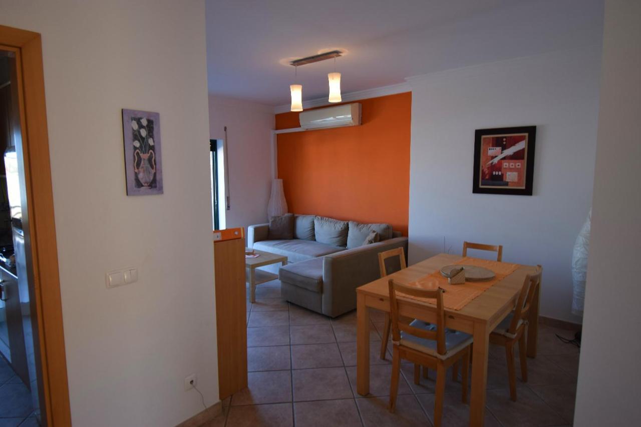 Piscina Apartment Santa Luzia  Buitenkant foto